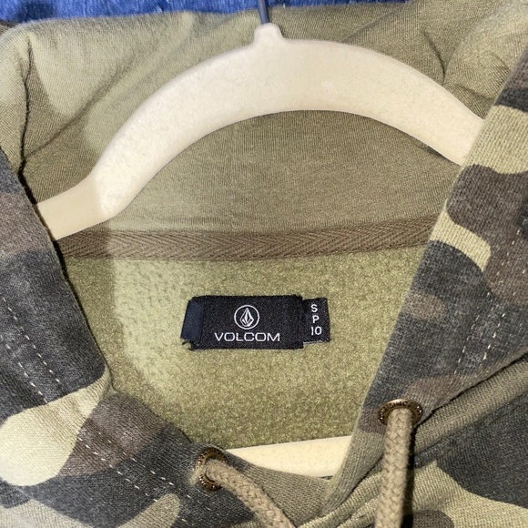 Volcom Hoodie - Picture 3 of 3